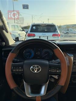 تۆیۆتا فۆرچێنەر